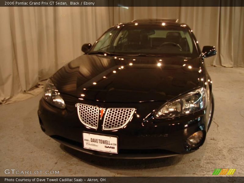 Black / Ebony 2006 Pontiac Grand Prix GT Sedan