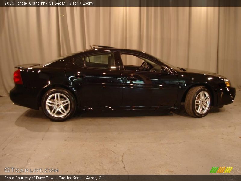 Black / Ebony 2006 Pontiac Grand Prix GT Sedan