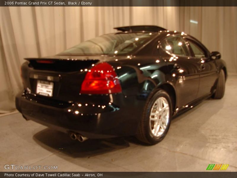 Black / Ebony 2006 Pontiac Grand Prix GT Sedan