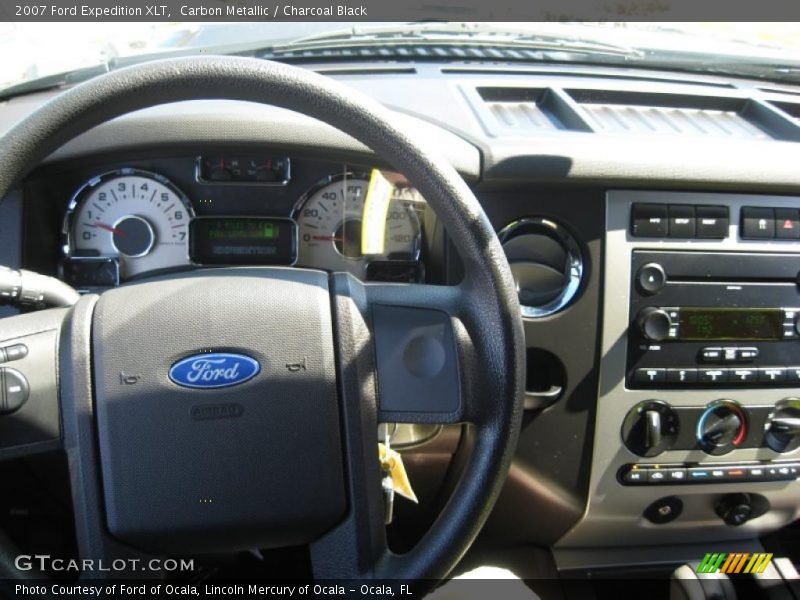 Carbon Metallic / Charcoal Black 2007 Ford Expedition XLT