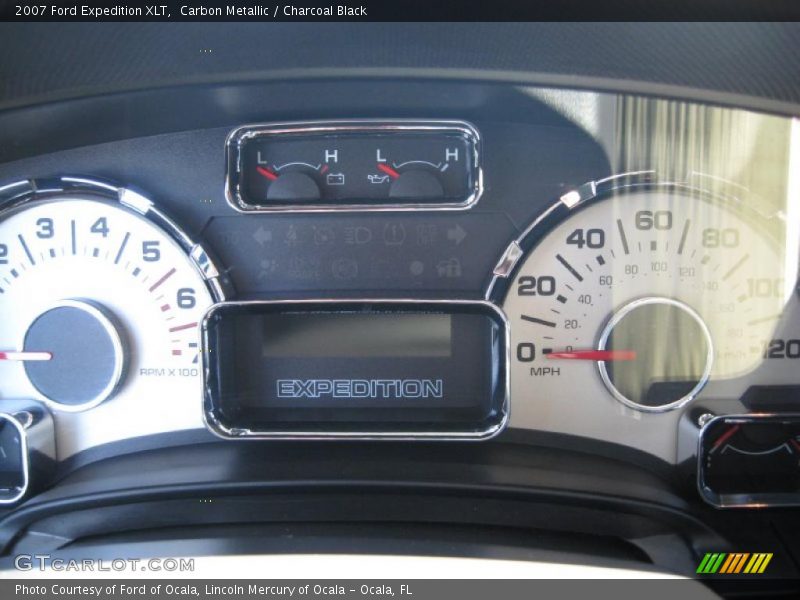 Carbon Metallic / Charcoal Black 2007 Ford Expedition XLT