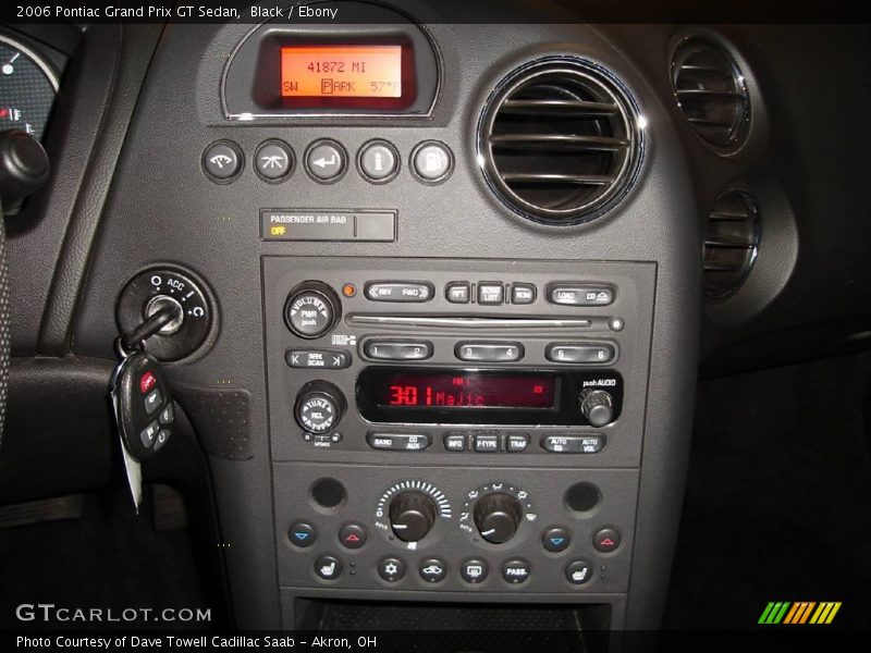Black / Ebony 2006 Pontiac Grand Prix GT Sedan