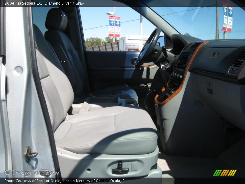 Diamond Silver / Gray 2004 Kia Sedona EX