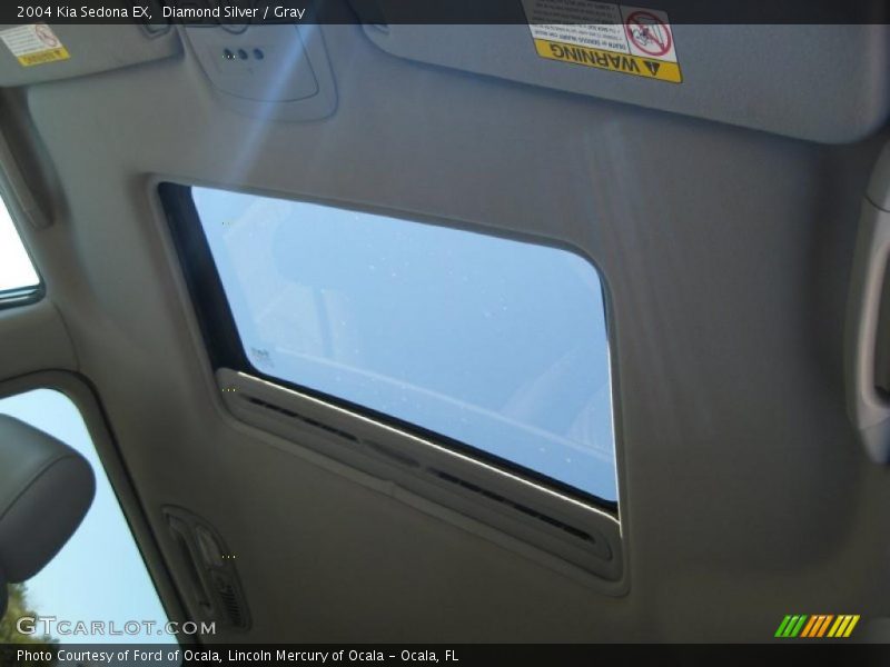 Diamond Silver / Gray 2004 Kia Sedona EX