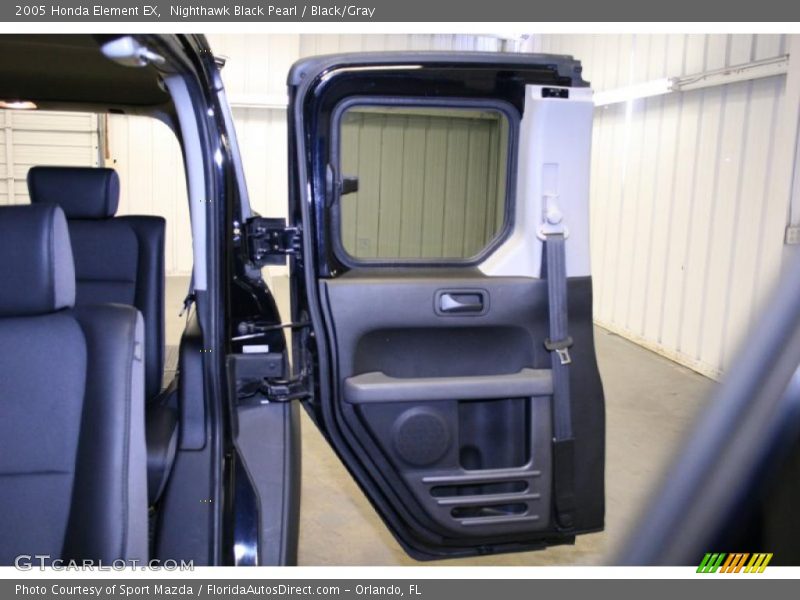 Nighthawk Black Pearl / Black/Gray 2005 Honda Element EX