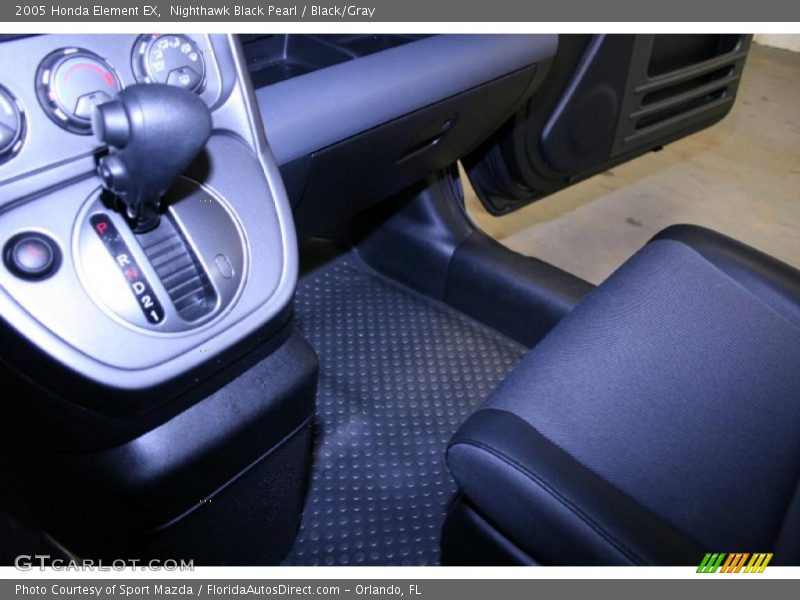 Nighthawk Black Pearl / Black/Gray 2005 Honda Element EX