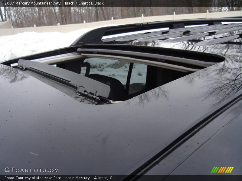 Black / Charcoal Black 2007 Mercury Mountaineer AWD