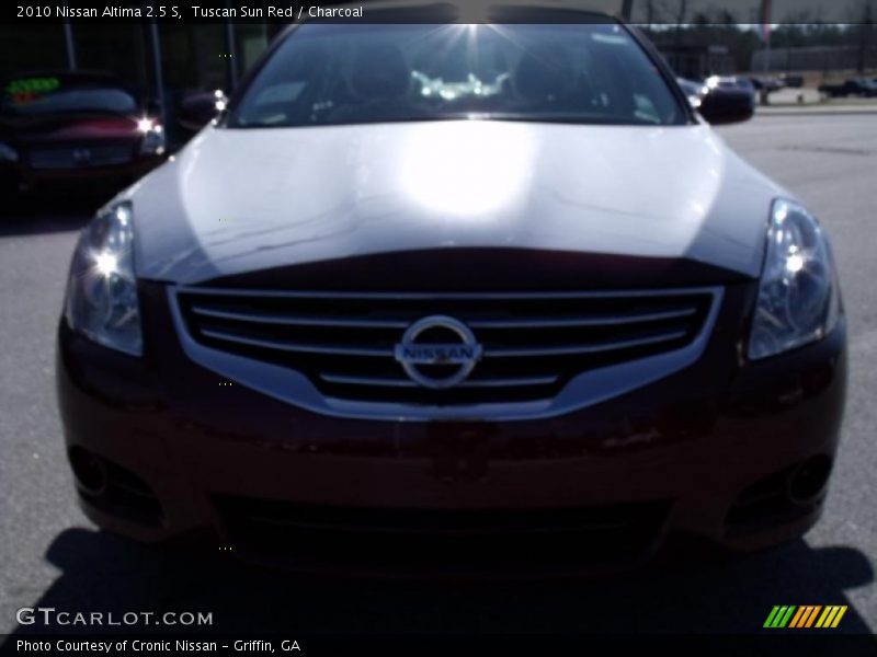 Tuscan Sun Red / Charcoal 2010 Nissan Altima 2.5 S