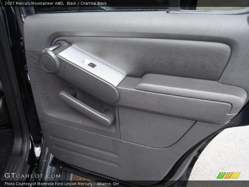 Black / Charcoal Black 2007 Mercury Mountaineer AWD