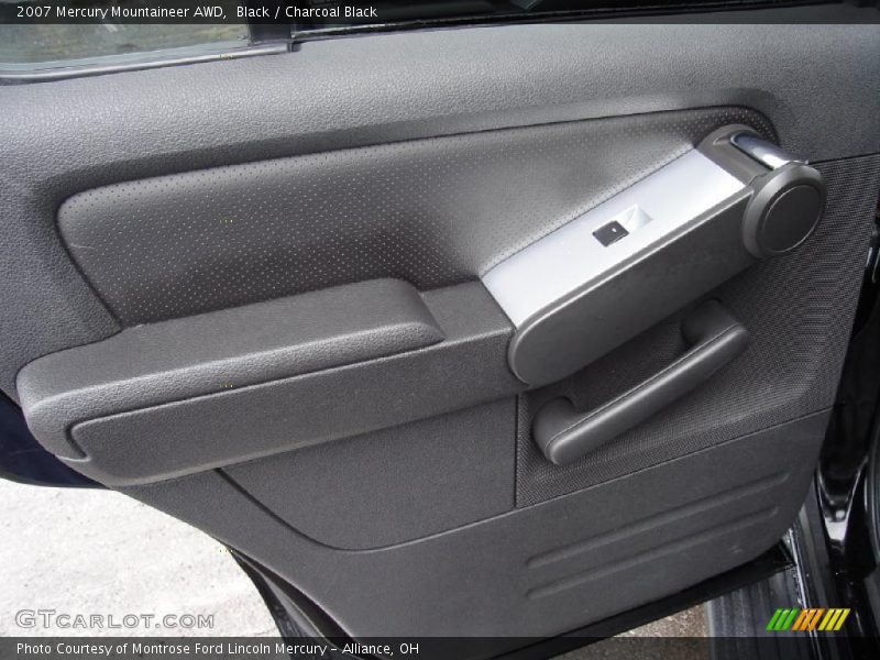 Black / Charcoal Black 2007 Mercury Mountaineer AWD
