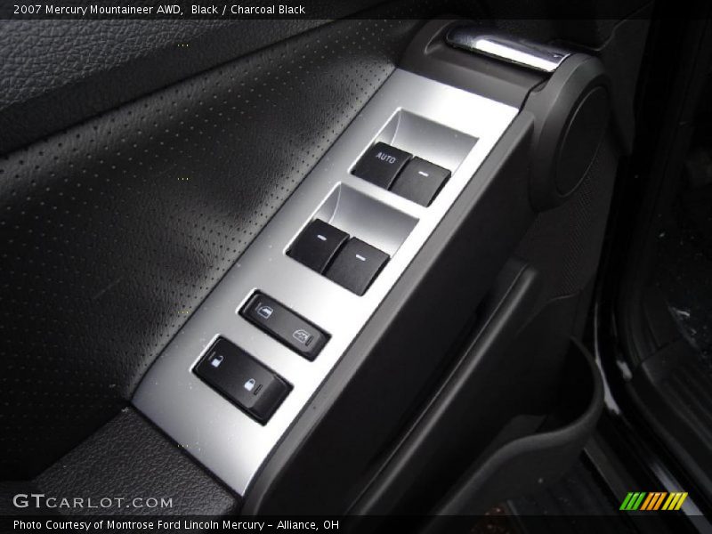 Black / Charcoal Black 2007 Mercury Mountaineer AWD