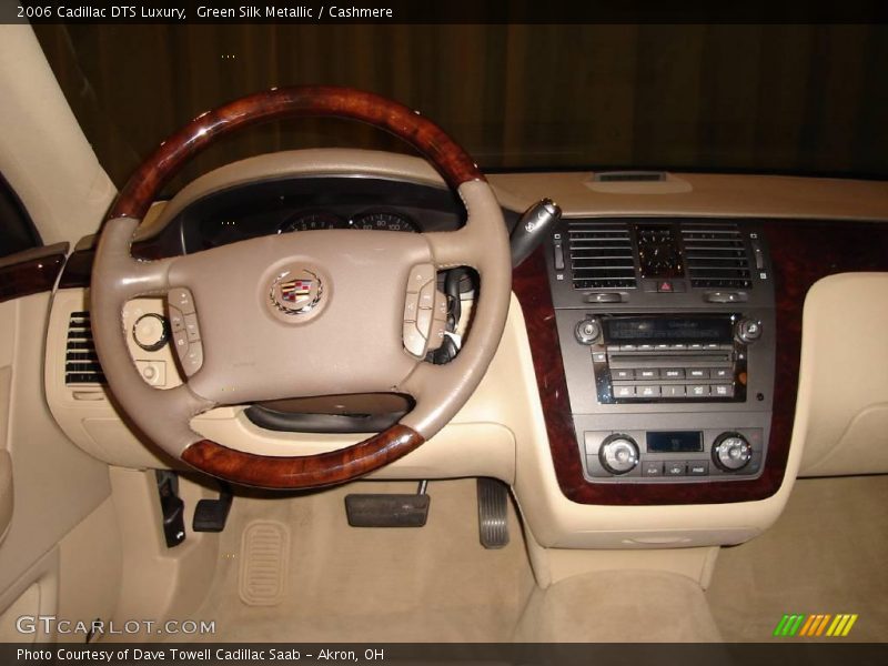 Green Silk Metallic / Cashmere 2006 Cadillac DTS Luxury
