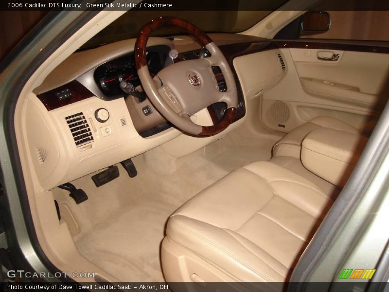 Green Silk Metallic / Cashmere 2006 Cadillac DTS Luxury