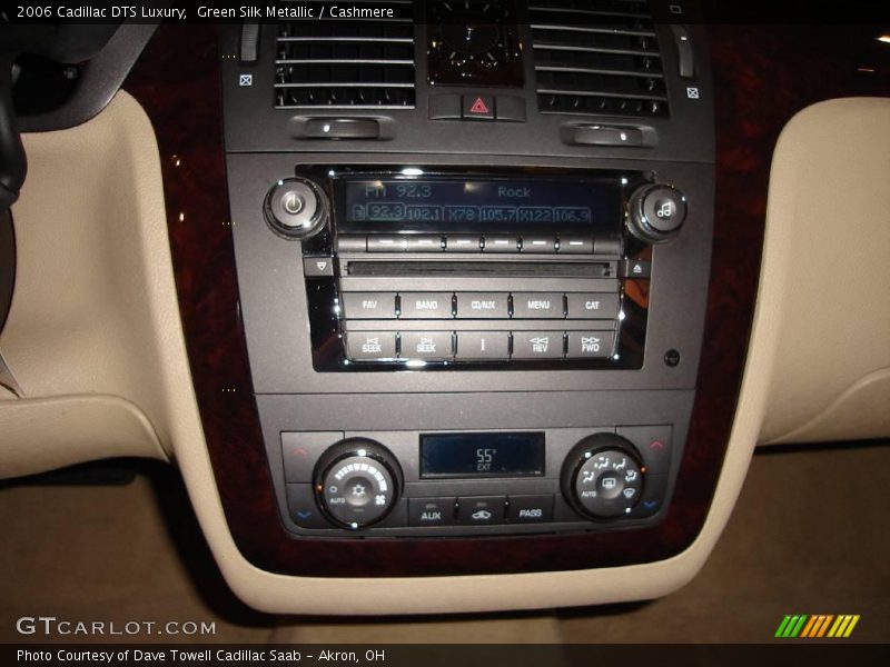 Green Silk Metallic / Cashmere 2006 Cadillac DTS Luxury