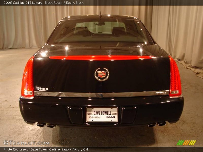 Black Raven / Ebony Black 2006 Cadillac DTS Luxury