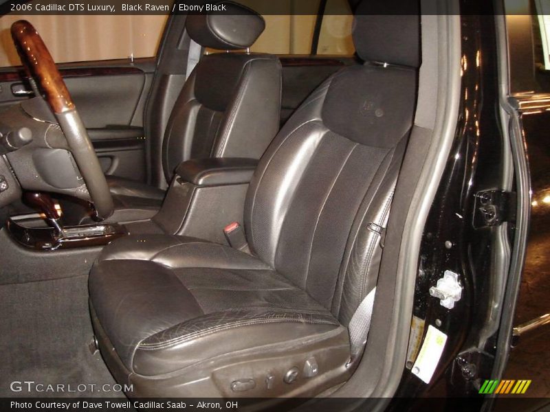 Black Raven / Ebony Black 2006 Cadillac DTS Luxury