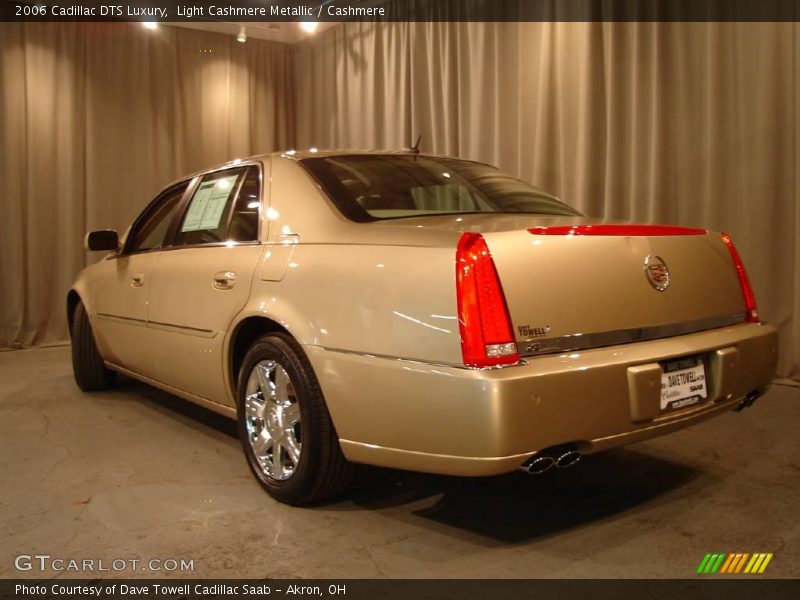 Light Cashmere Metallic / Cashmere 2006 Cadillac DTS Luxury