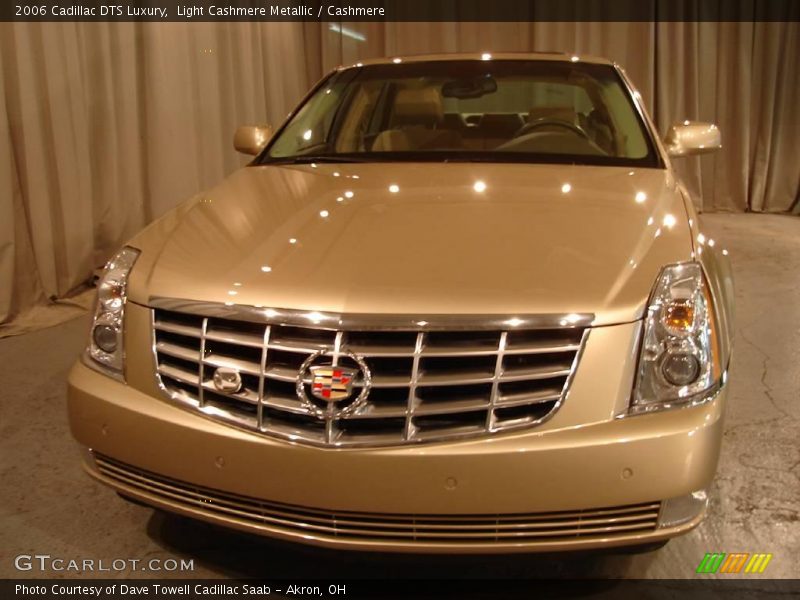 Light Cashmere Metallic / Cashmere 2006 Cadillac DTS Luxury