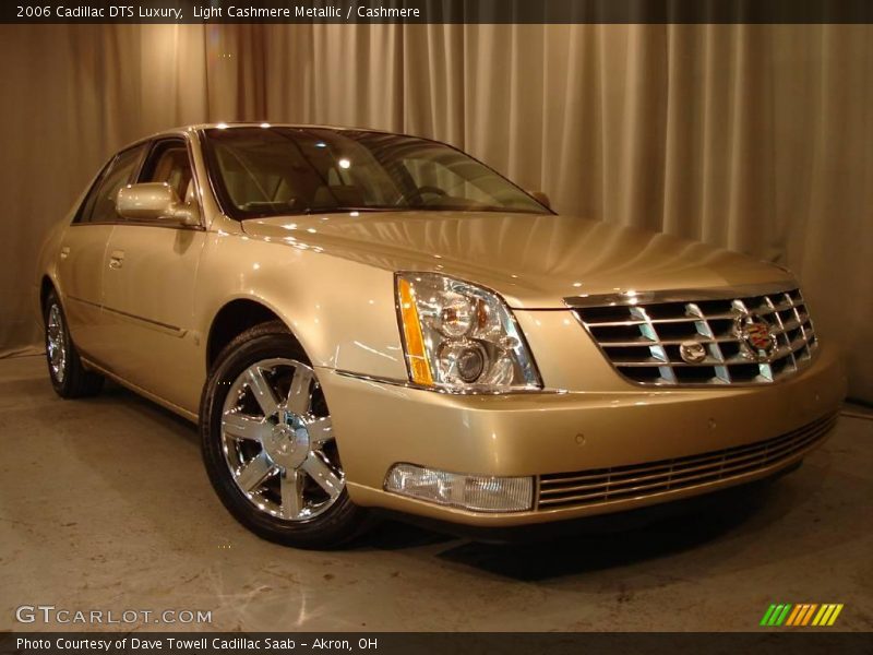 Light Cashmere Metallic / Cashmere 2006 Cadillac DTS Luxury