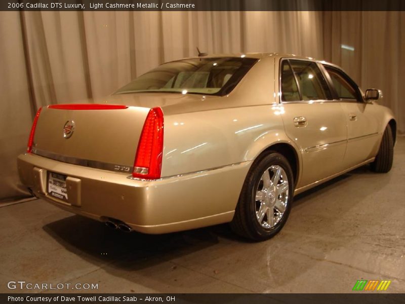 Light Cashmere Metallic / Cashmere 2006 Cadillac DTS Luxury