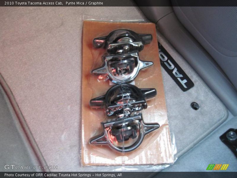 Pyrite Mica / Graphite 2010 Toyota Tacoma Access Cab