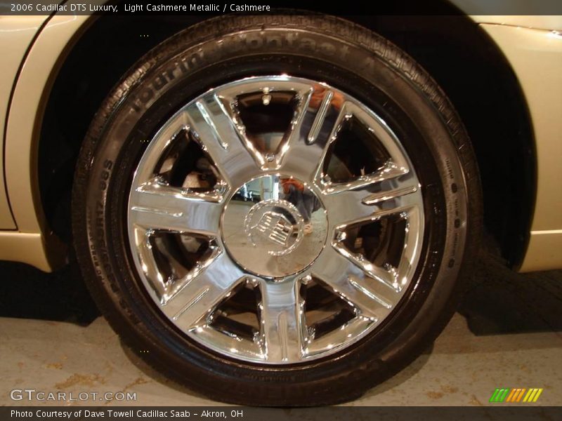 Light Cashmere Metallic / Cashmere 2006 Cadillac DTS Luxury