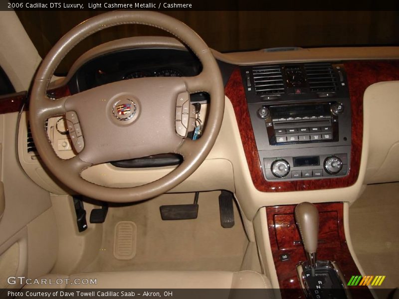 Light Cashmere Metallic / Cashmere 2006 Cadillac DTS Luxury
