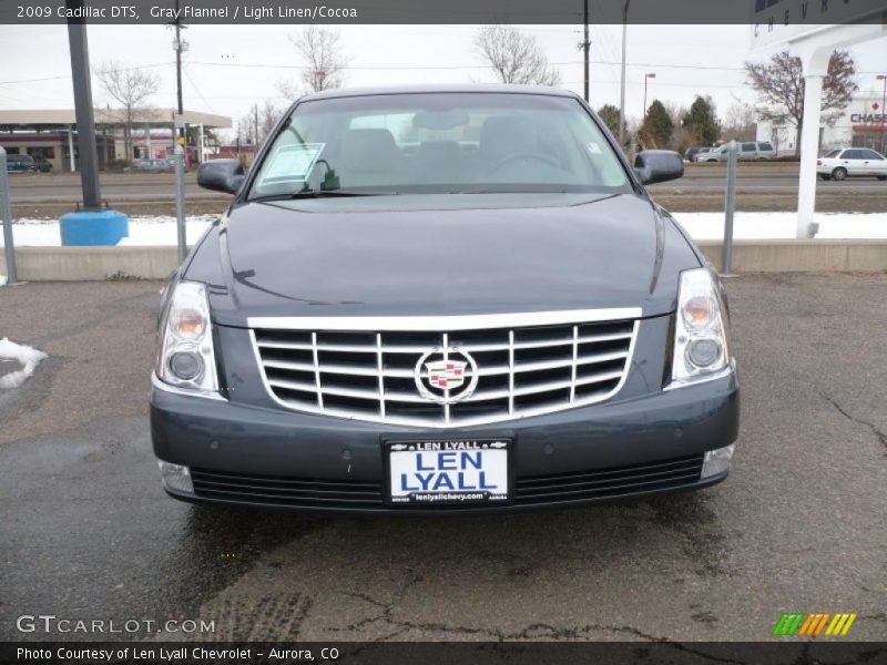 Gray Flannel / Light Linen/Cocoa 2009 Cadillac DTS
