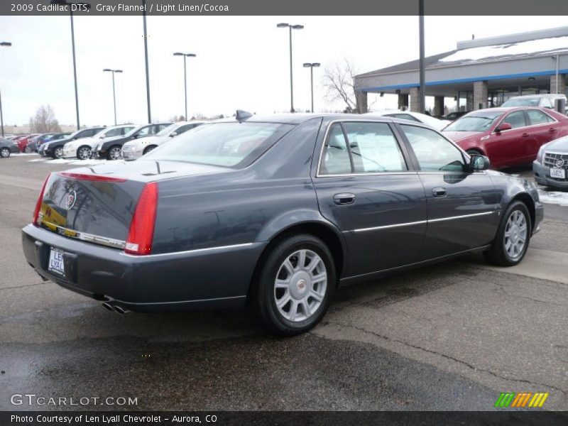 Gray Flannel / Light Linen/Cocoa 2009 Cadillac DTS
