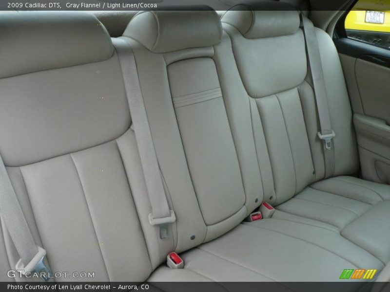 Gray Flannel / Light Linen/Cocoa 2009 Cadillac DTS