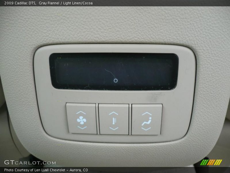 Gray Flannel / Light Linen/Cocoa 2009 Cadillac DTS