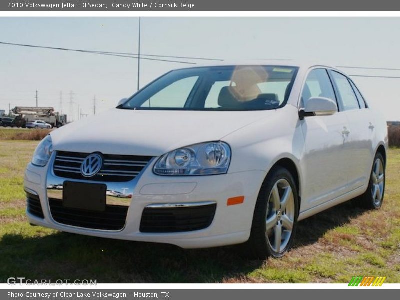 Candy White / Cornsilk Beige 2010 Volkswagen Jetta TDI Sedan