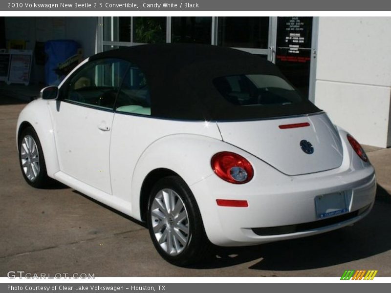 Candy White / Black 2010 Volkswagen New Beetle 2.5 Convertible