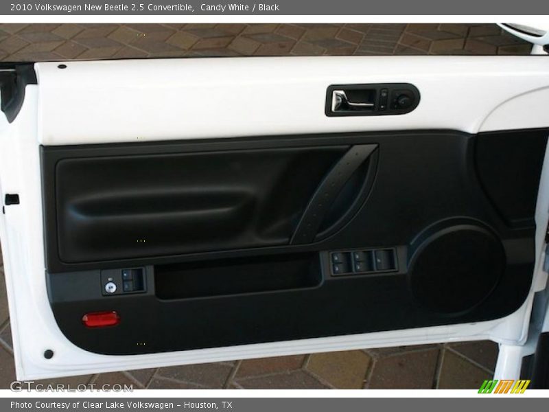 Candy White / Black 2010 Volkswagen New Beetle 2.5 Convertible
