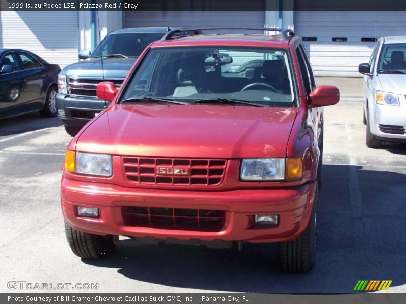 Palazzo Red / Gray 1999 Isuzu Rodeo LSE
