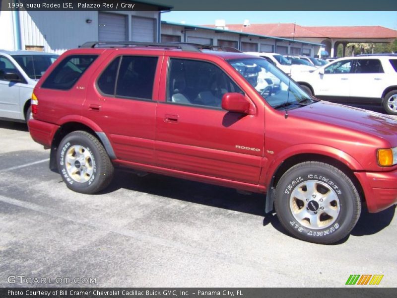 Palazzo Red / Gray 1999 Isuzu Rodeo LSE