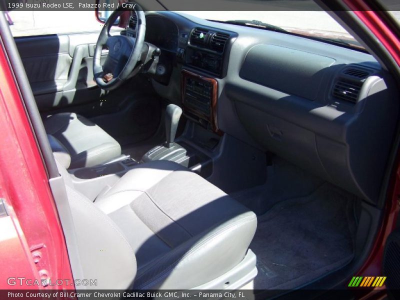 Palazzo Red / Gray 1999 Isuzu Rodeo LSE