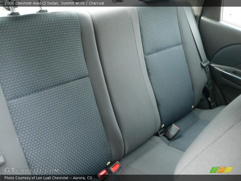 Summit White / Charcoal 2006 Chevrolet Aveo LS Sedan