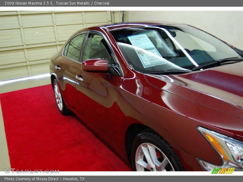 Tuscan Sun Metallic / Charcoal 2009 Nissan Maxima 3.5 S
