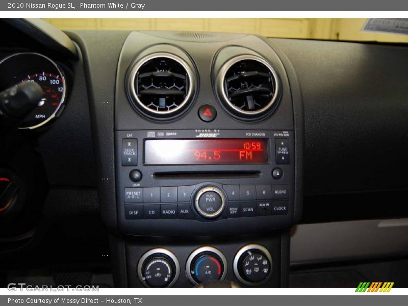 Phantom White / Gray 2010 Nissan Rogue SL