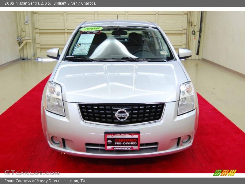 Brilliant Silver / Charcoal 2009 Nissan Sentra 2.0 S