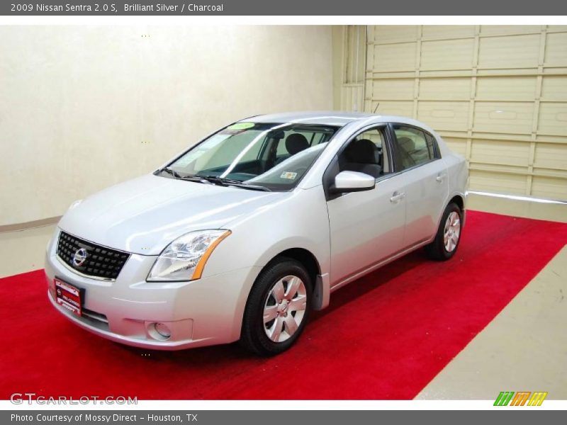 Brilliant Silver / Charcoal 2009 Nissan Sentra 2.0 S