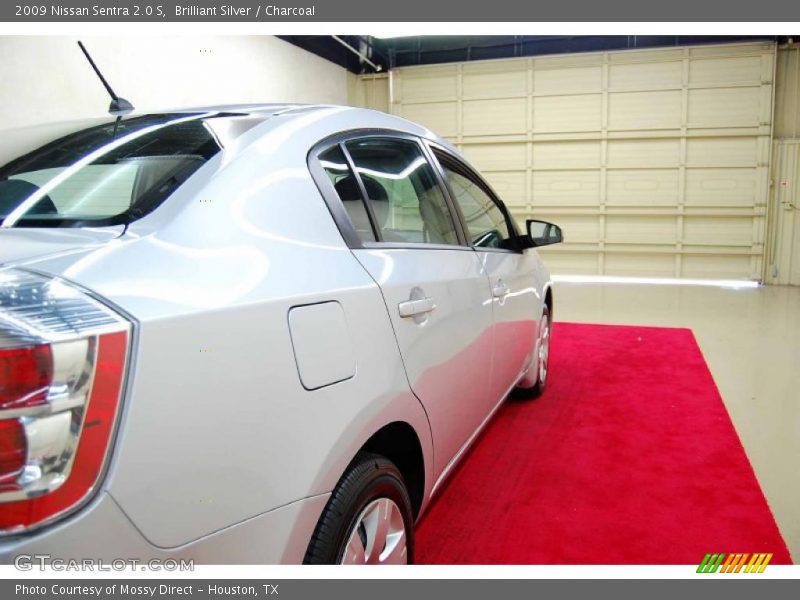 Brilliant Silver / Charcoal 2009 Nissan Sentra 2.0 S