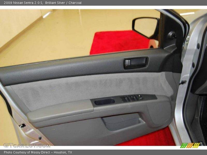 Brilliant Silver / Charcoal 2009 Nissan Sentra 2.0 S