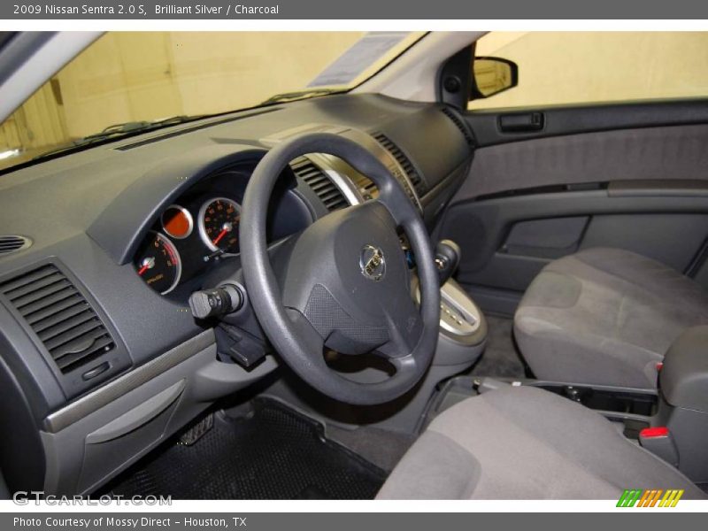 Brilliant Silver / Charcoal 2009 Nissan Sentra 2.0 S