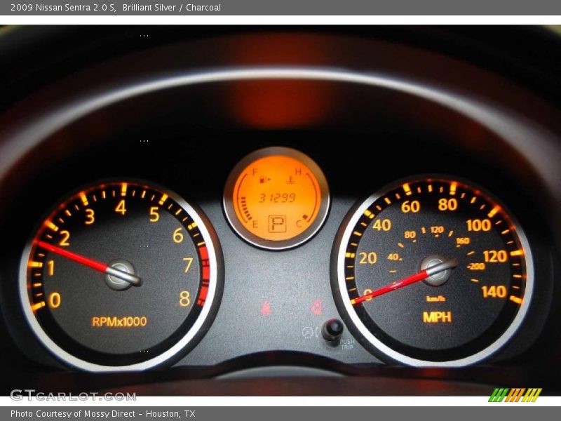 Brilliant Silver / Charcoal 2009 Nissan Sentra 2.0 S