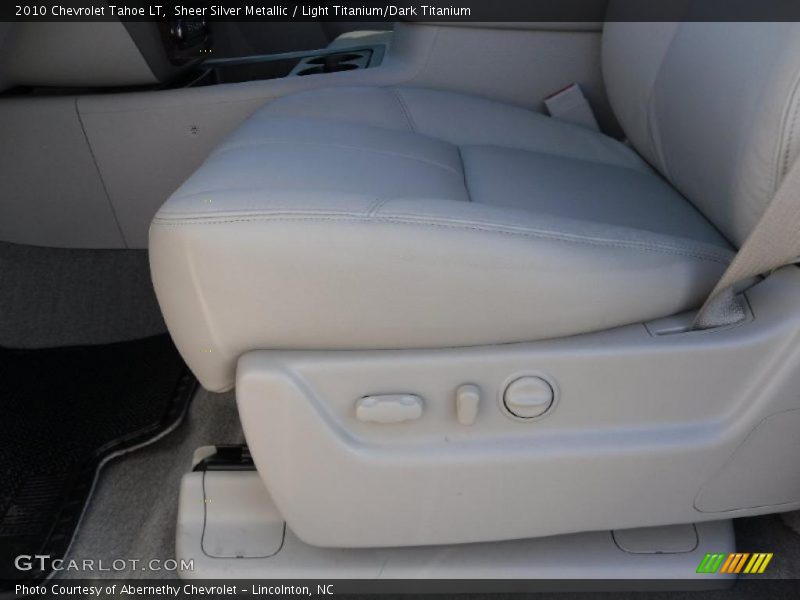 Sheer Silver Metallic / Light Titanium/Dark Titanium 2010 Chevrolet Tahoe LT