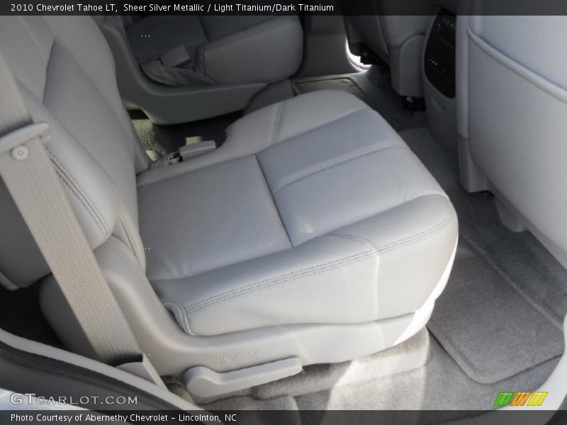 Sheer Silver Metallic / Light Titanium/Dark Titanium 2010 Chevrolet Tahoe LT