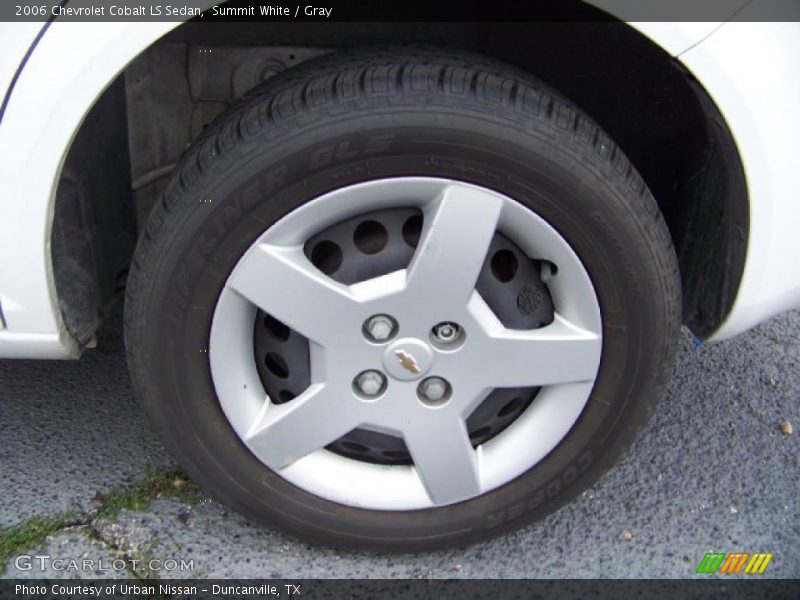 Summit White / Gray 2006 Chevrolet Cobalt LS Sedan