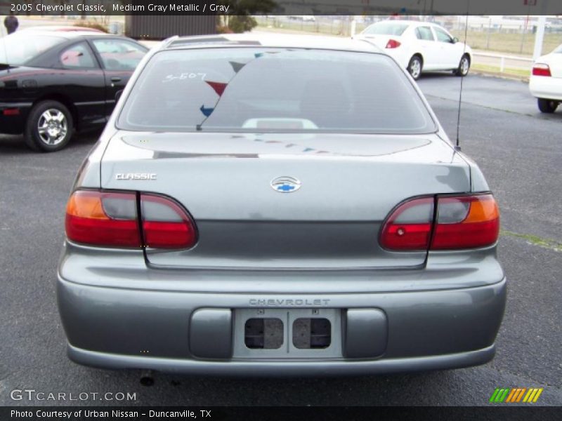 Medium Gray Metallic / Gray 2005 Chevrolet Classic